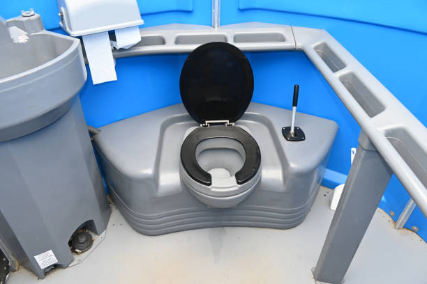 Best Portable restroom trailer rental  in Farmersville, CA